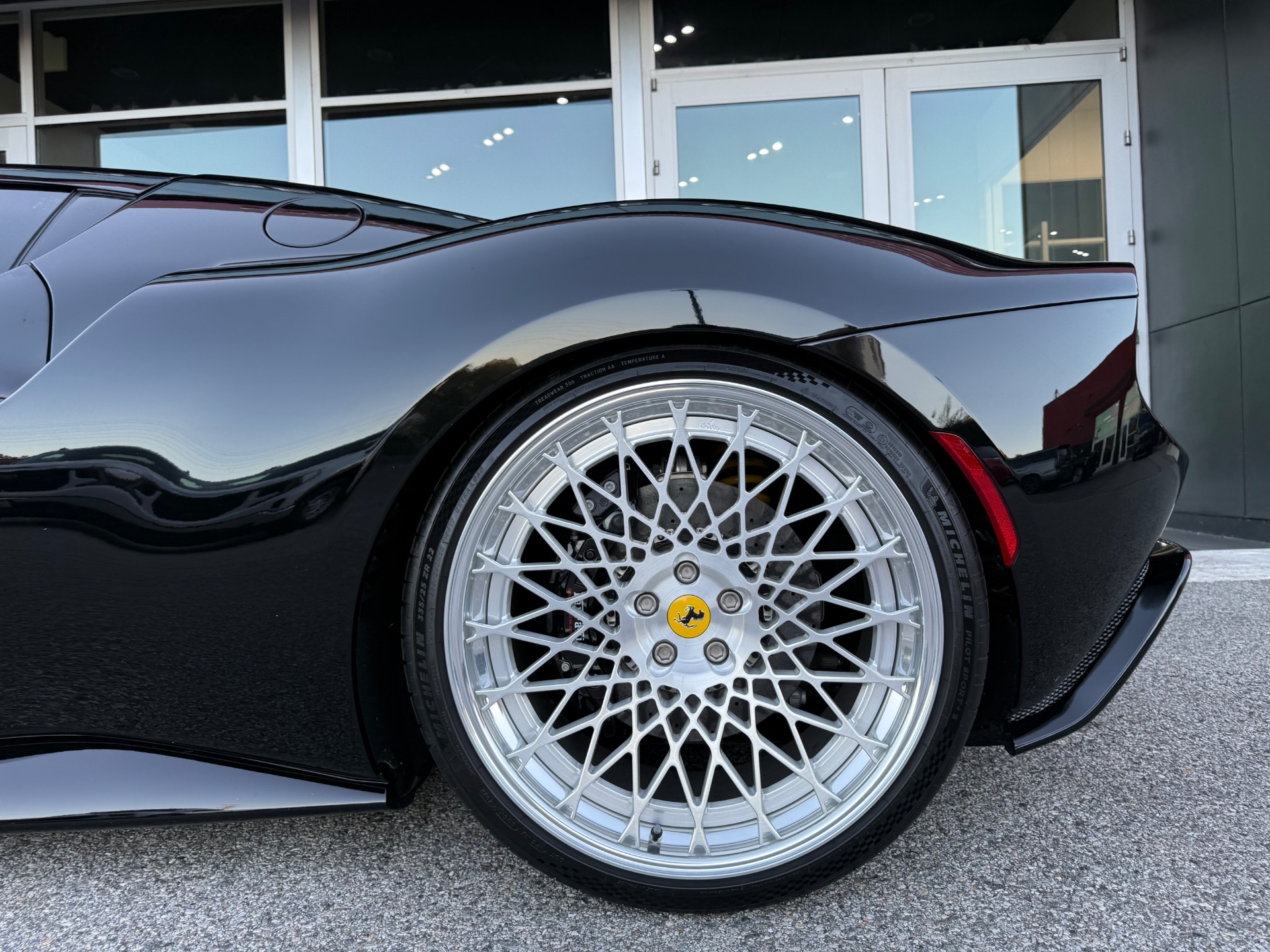 2022 Ferrari 296 Base - Photo 12