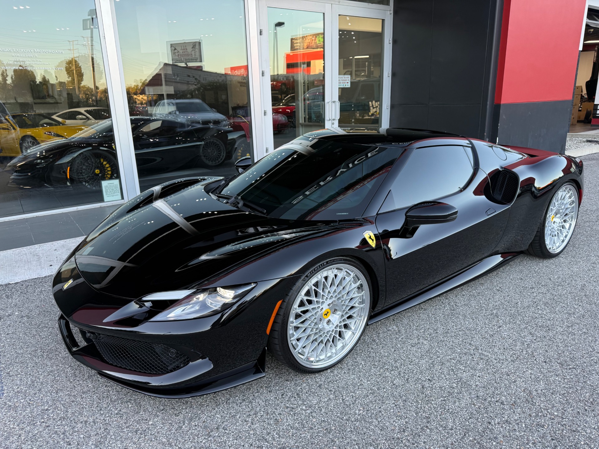 2022 Ferrari 296 Base - Photo 8
