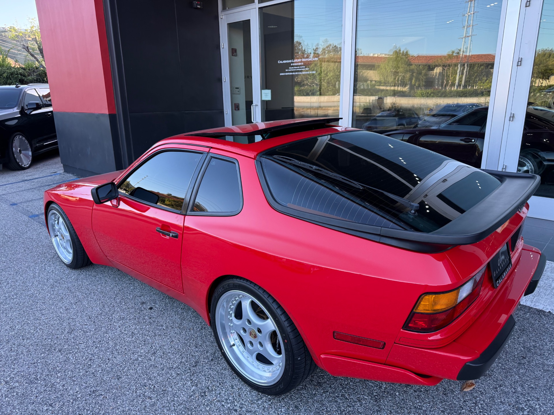 1987 Porsche 944 - Photo 10