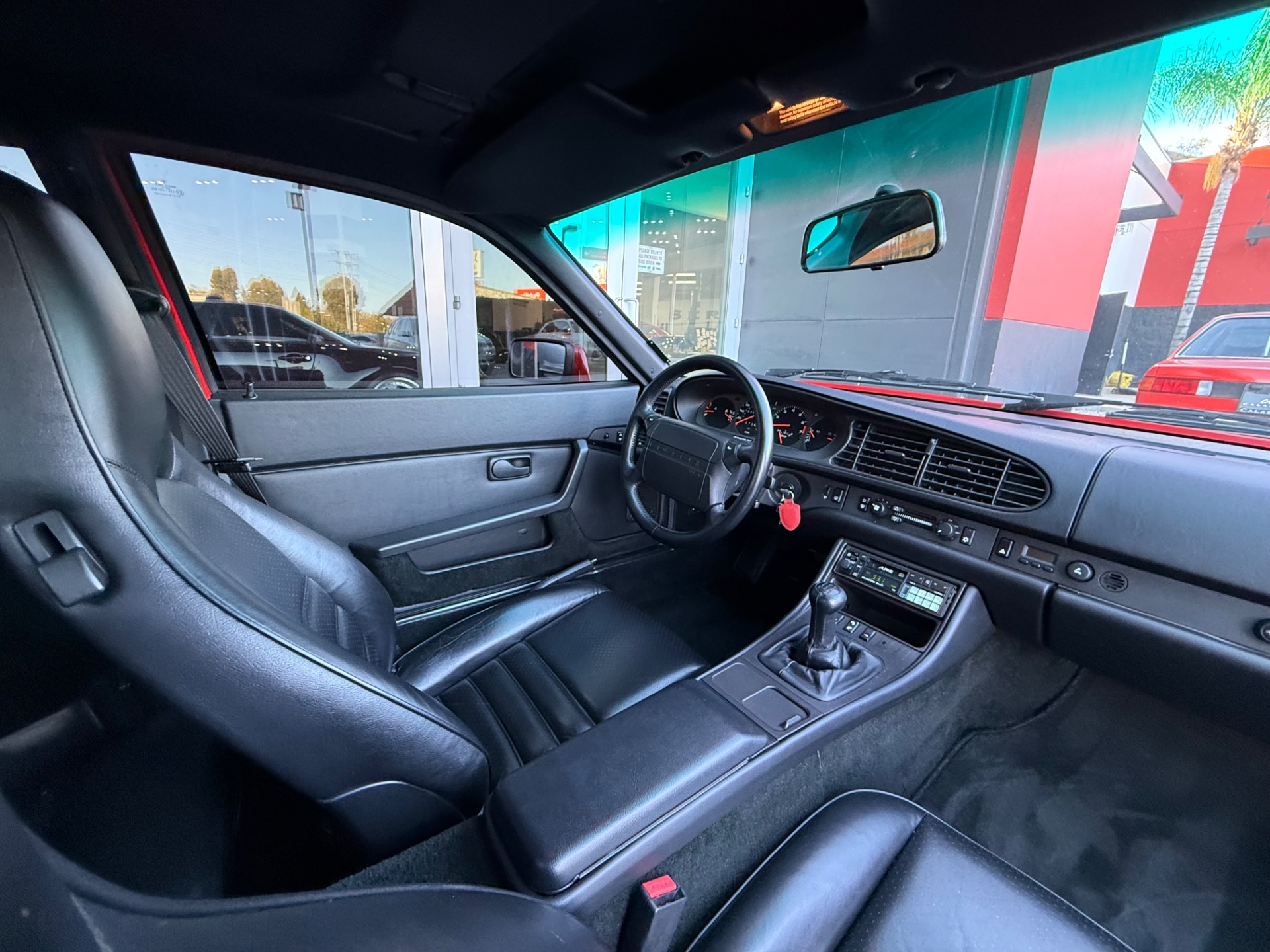 1987 Porsche 944 - Photo 23