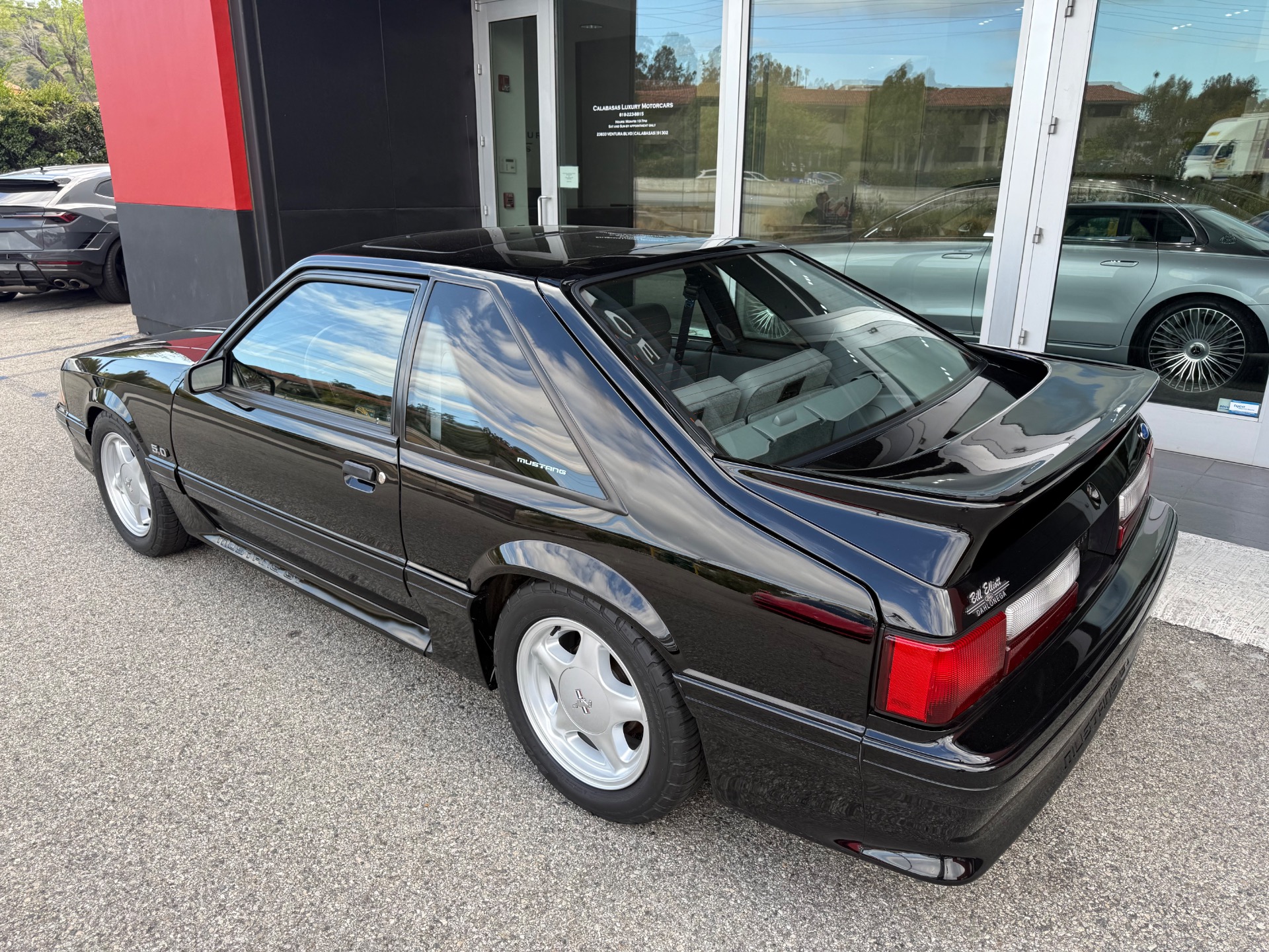 1993 Ford Mustang - Photo 10