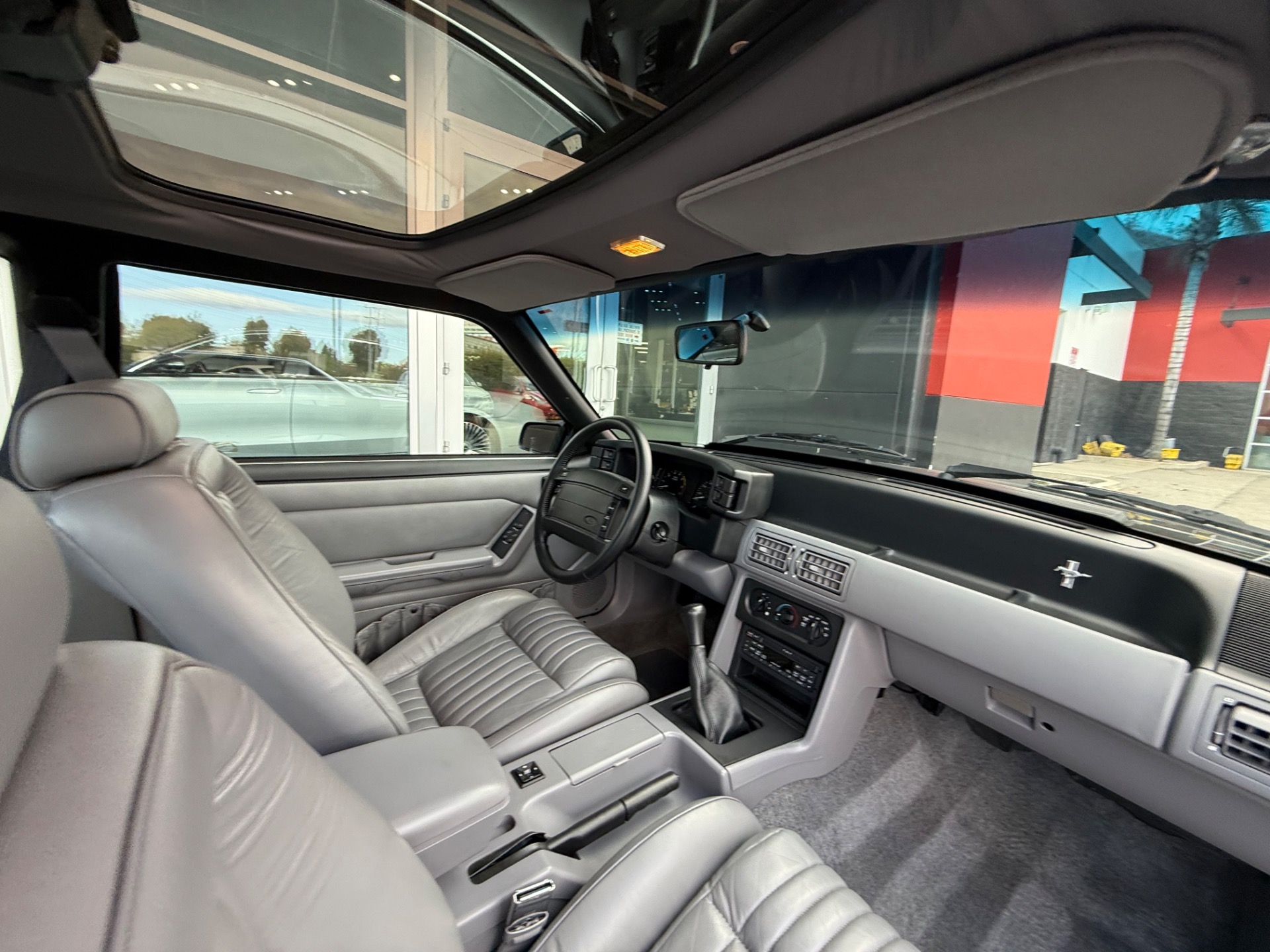 1993 Ford Mustang - Photo 24