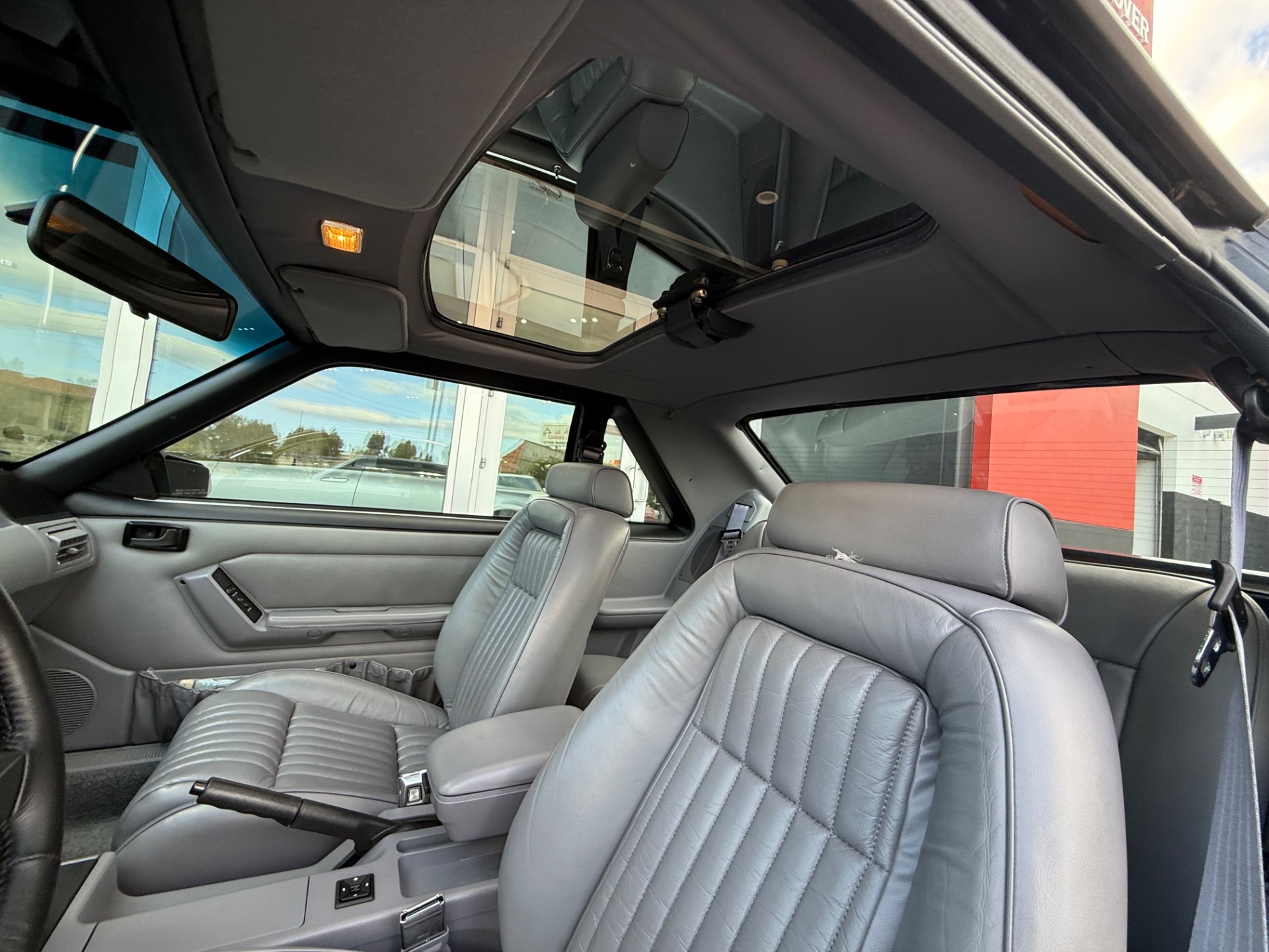 1993 Ford Mustang - Photo 30