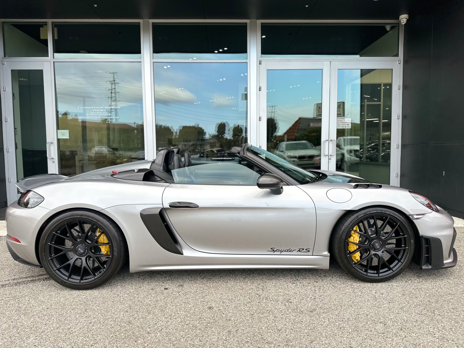 2025 Porsche 718 Spyder RS's photo