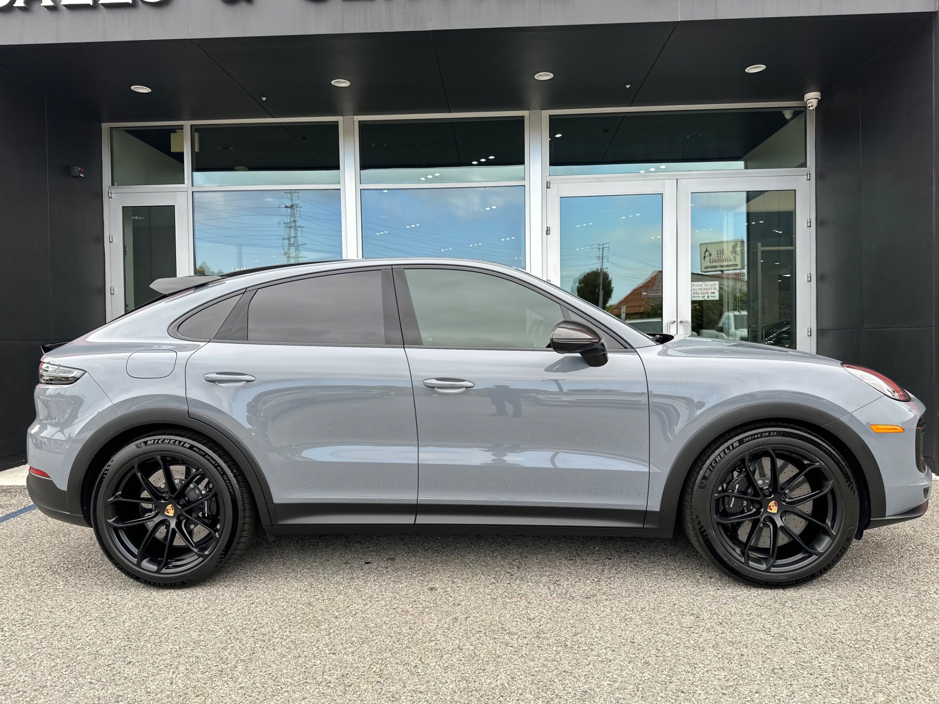 2022 Porsche Cayenne Turbo GT's photo