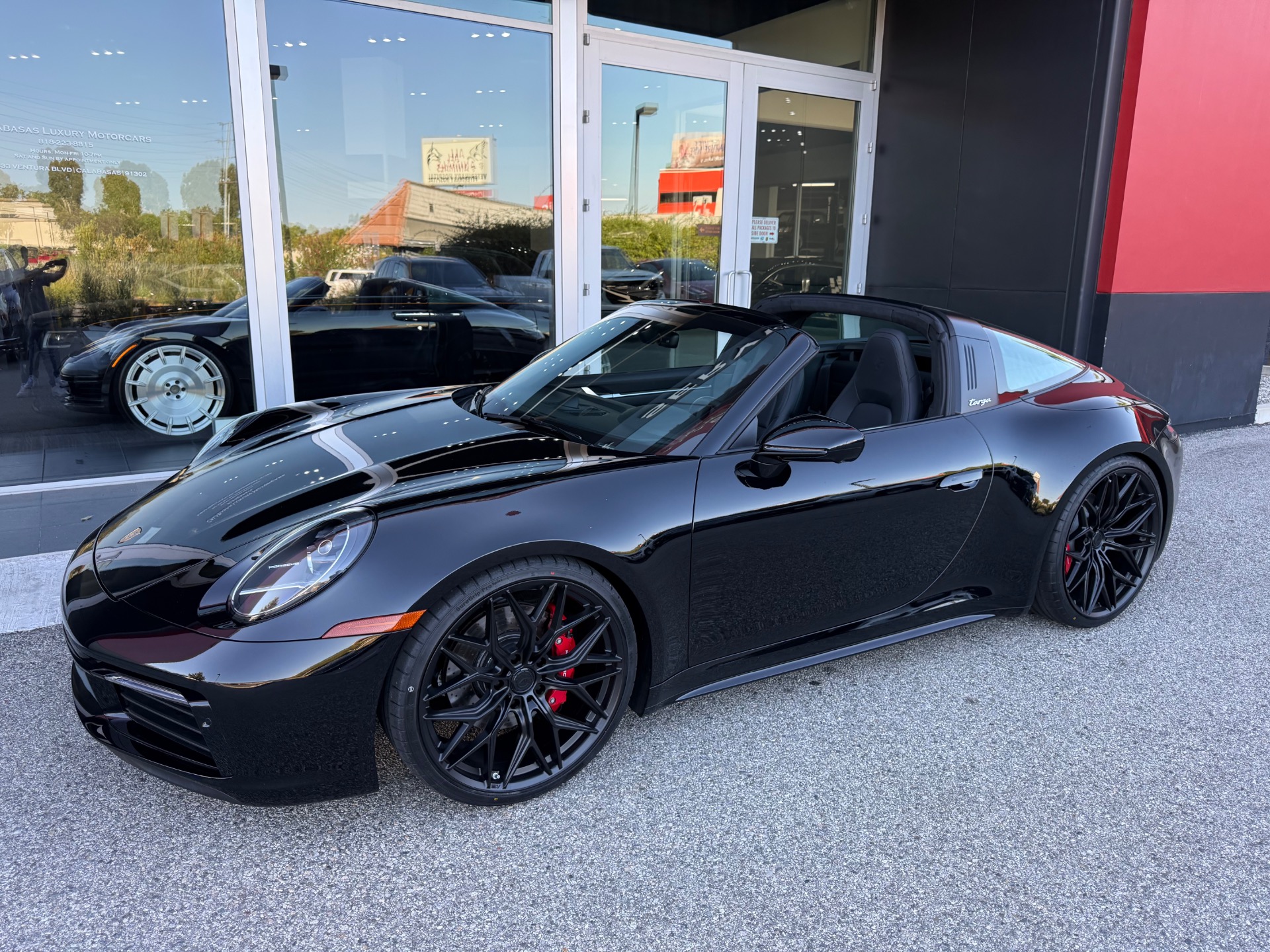 2024 Porsche 911 GTS - Photo 10