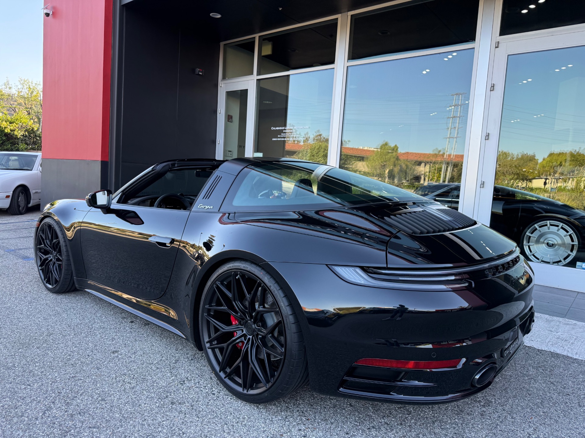 2024 Porsche 911 GTS - Photo 11