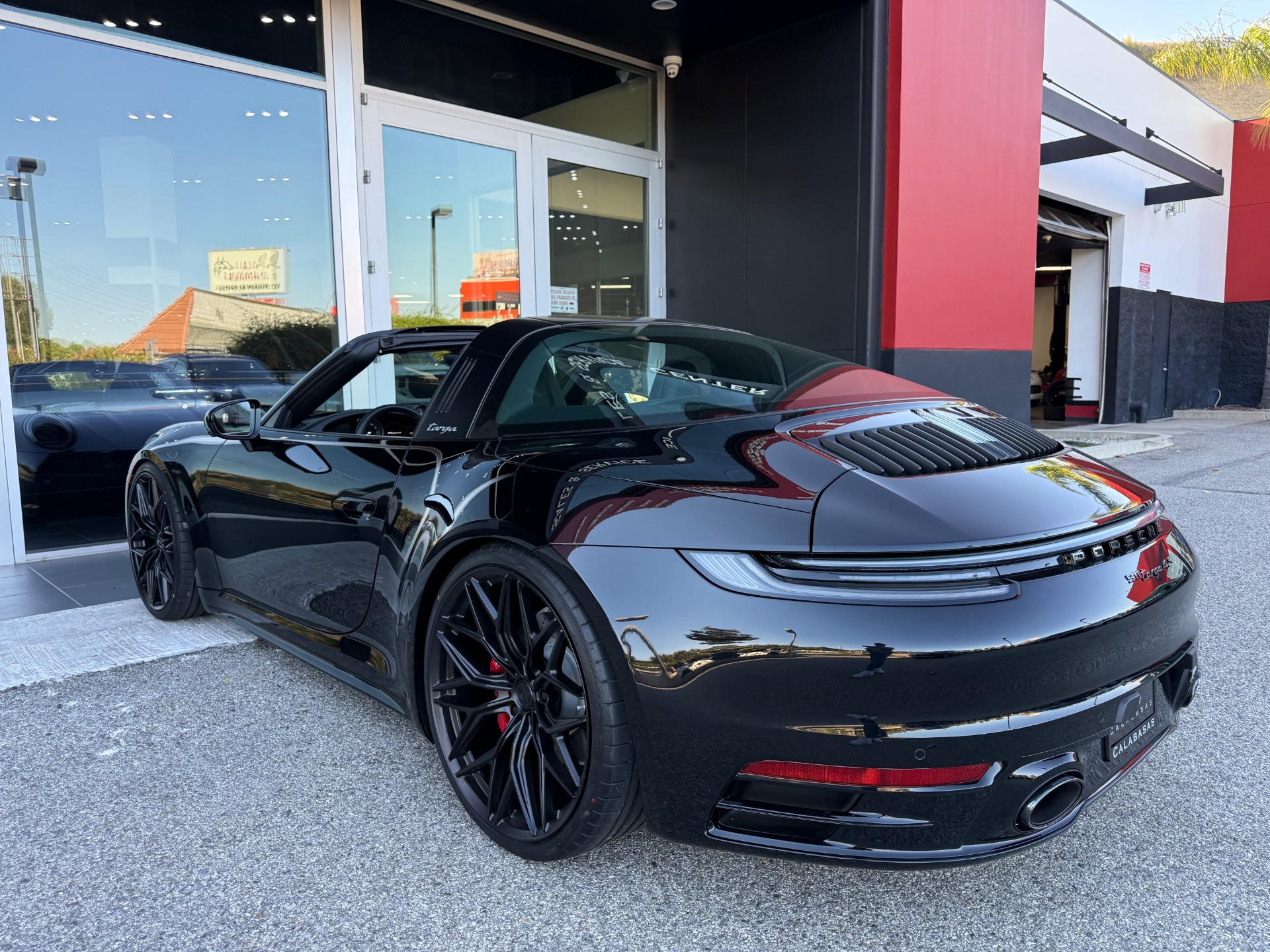 2024 Porsche 911 GTS - Photo 23