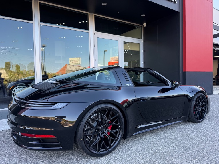 2024 Porsche 911 GTS - Photo 36