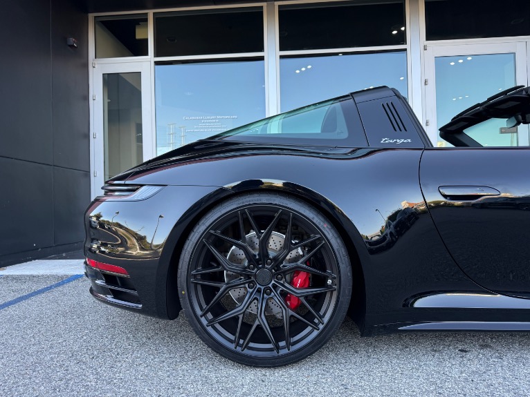 2024 Porsche 911 GTS - Photo 38