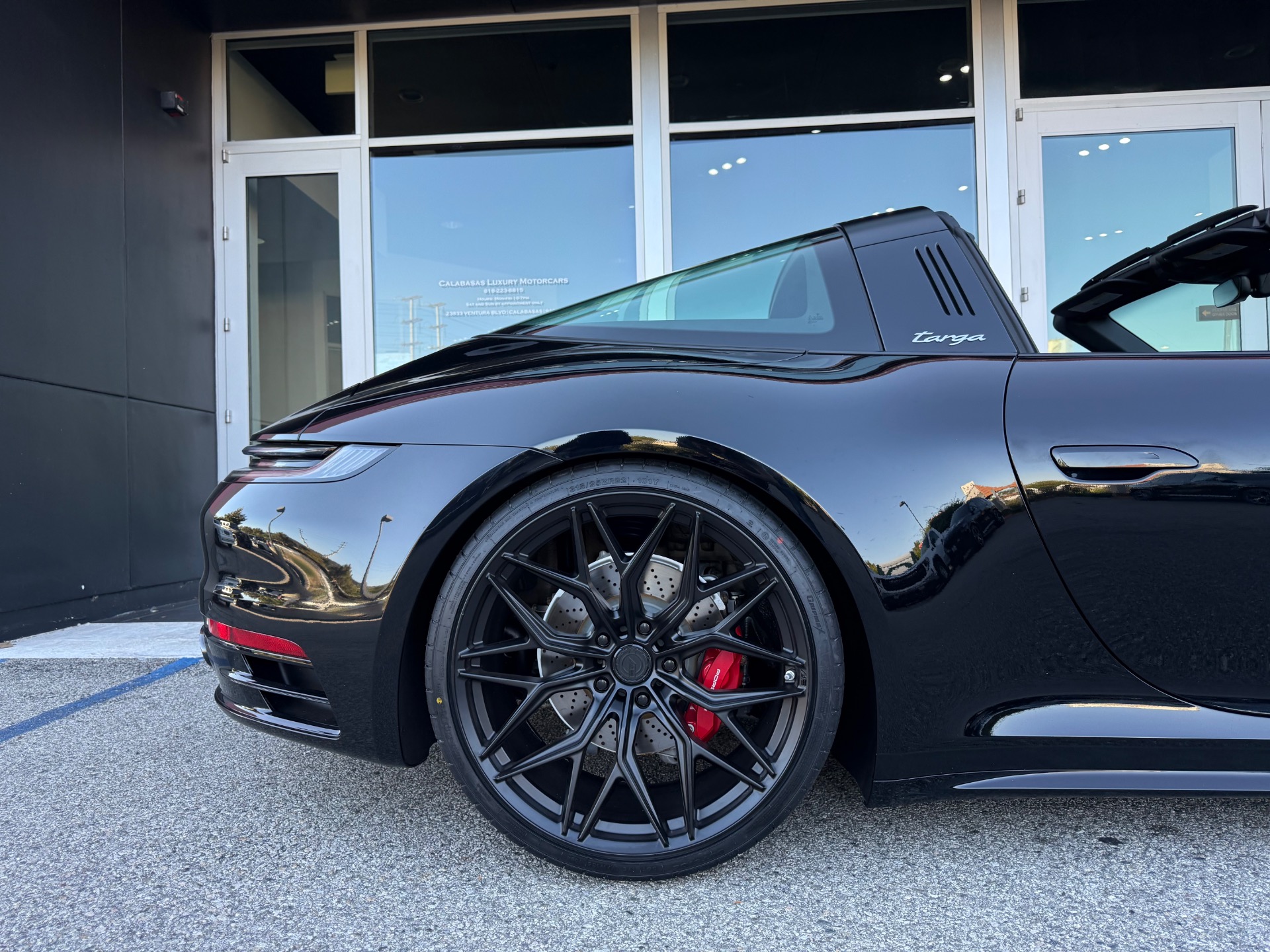 2024 Porsche 911 GTS - Photo 6