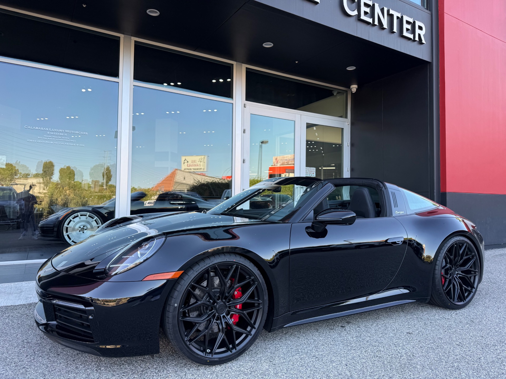 2024 Porsche 911 GTS - Photo 9