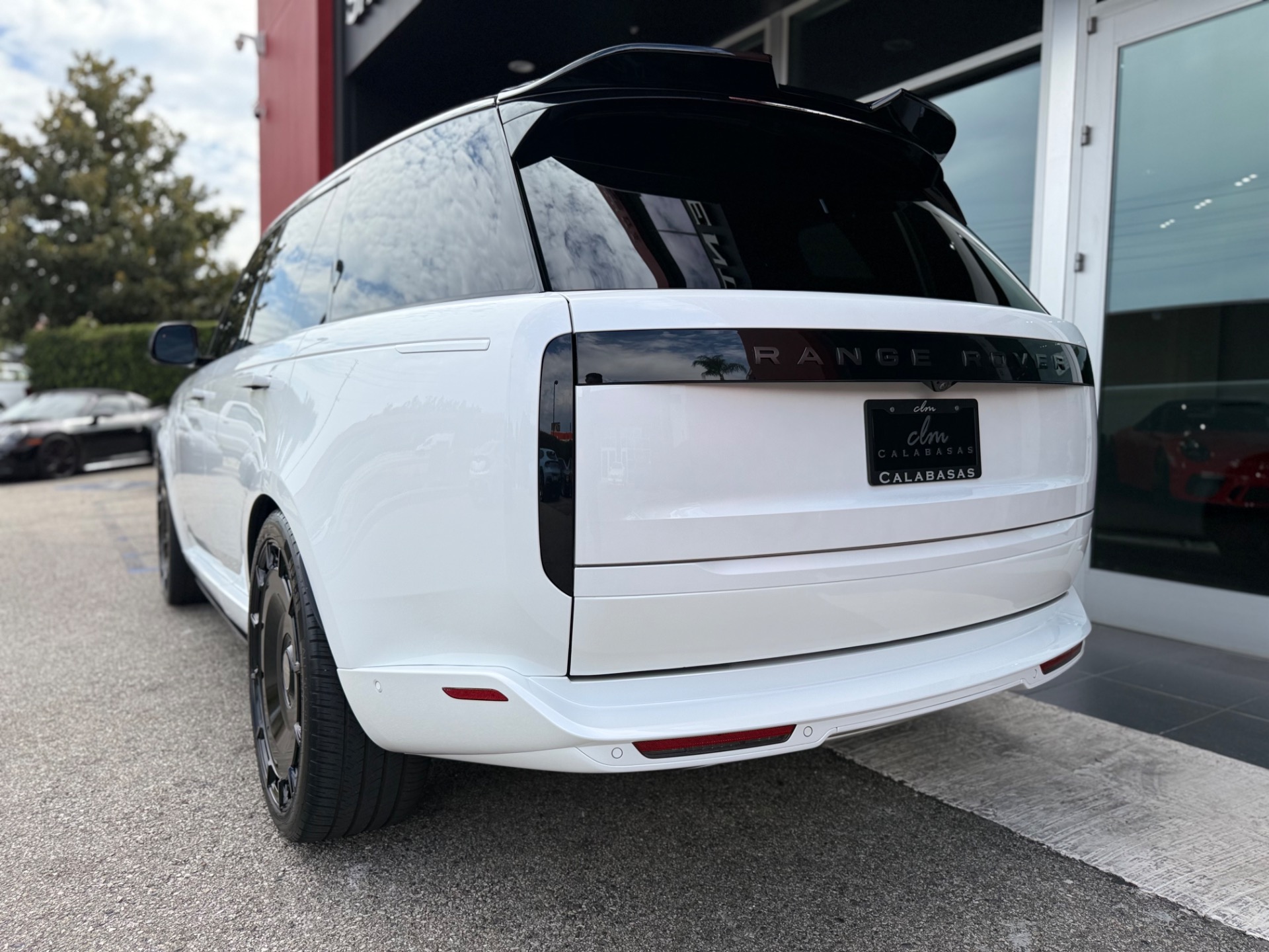 2025 Land Rover Range Rover SE - Photo 15