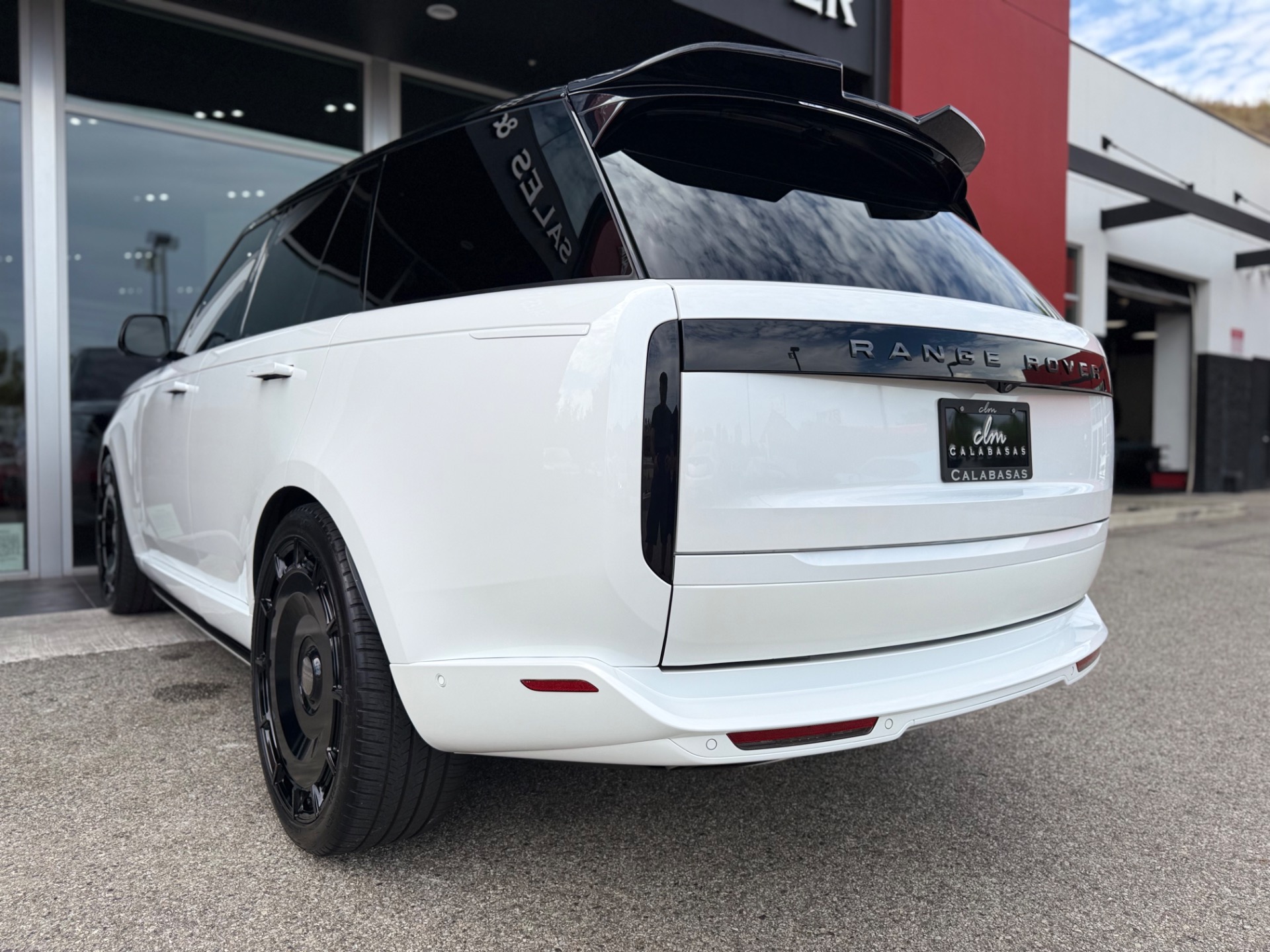 2025 Land Rover Range Rover SE - Photo 19
